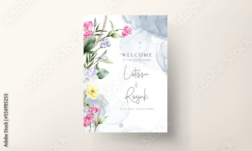 hand drawn watercolor floral wedding invitation card © mariadeta