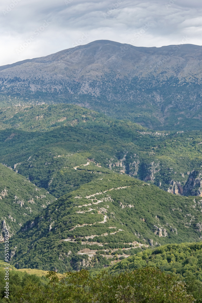 Griechenland - Zagoria - Aristi - Serpentinen nach Papigo Griechenland - Zagoria - Aristi - Serpentinen nach Papigo