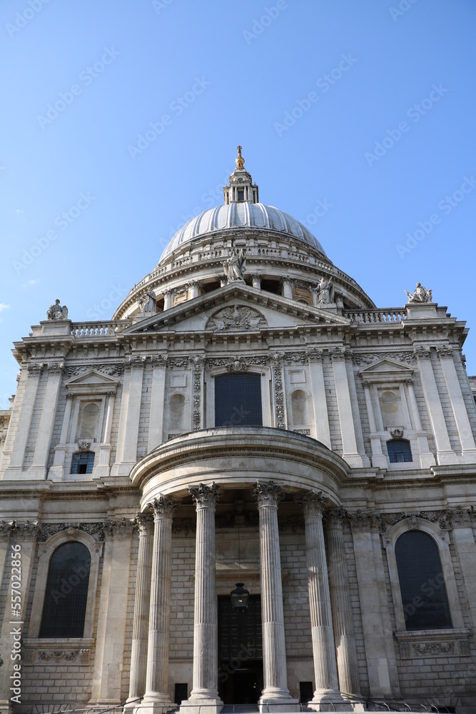 Chruch Saint Paul´s Cathedral in London, England Great Britain