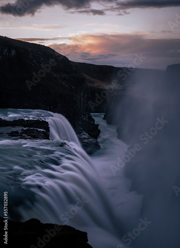 cascada Gullfoss en Islandia // Gullfoss waterfall in Iceland