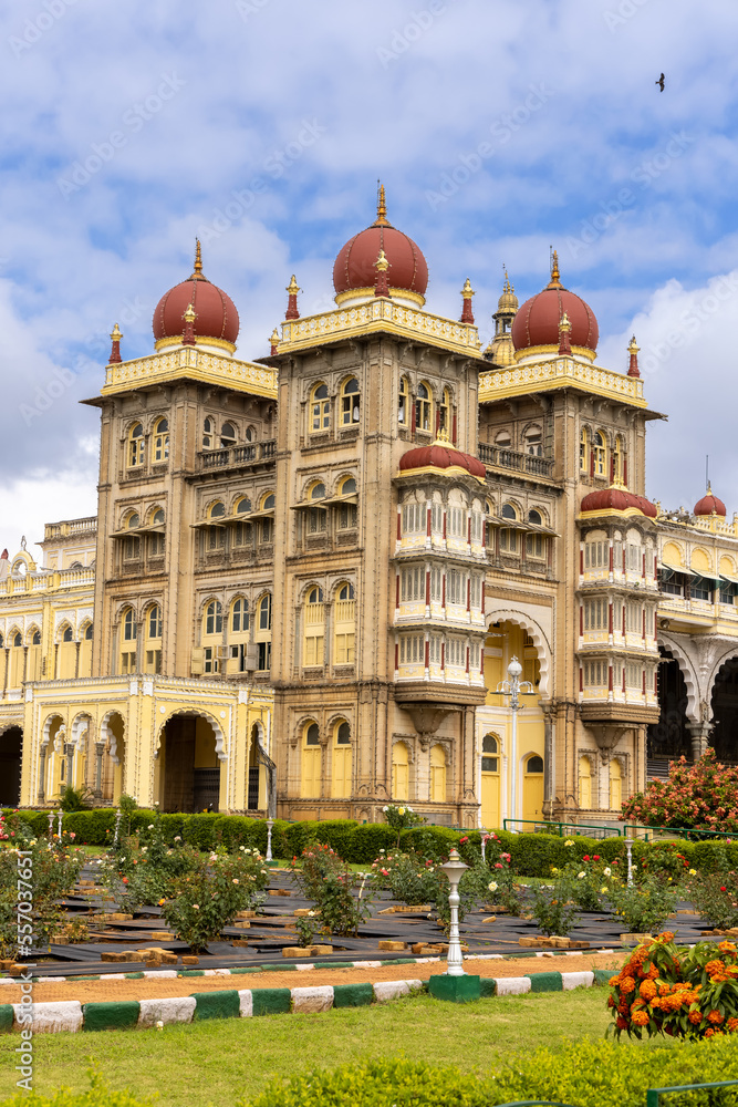 Naklejka premium Exterior view of Mysore Maharaja palace in Karnataka, India.