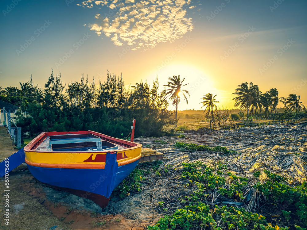 Fototapeta premium boat at sunset