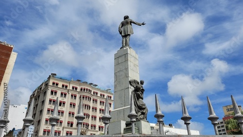 Vista do monumento a Castro Alves em Salvador, Bahia, Brazil
