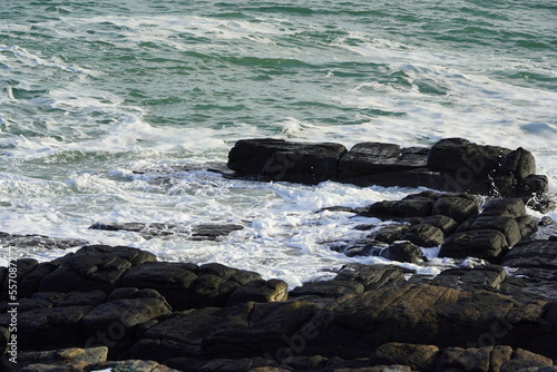 ウスタイベ千畳岩とオホーツク海