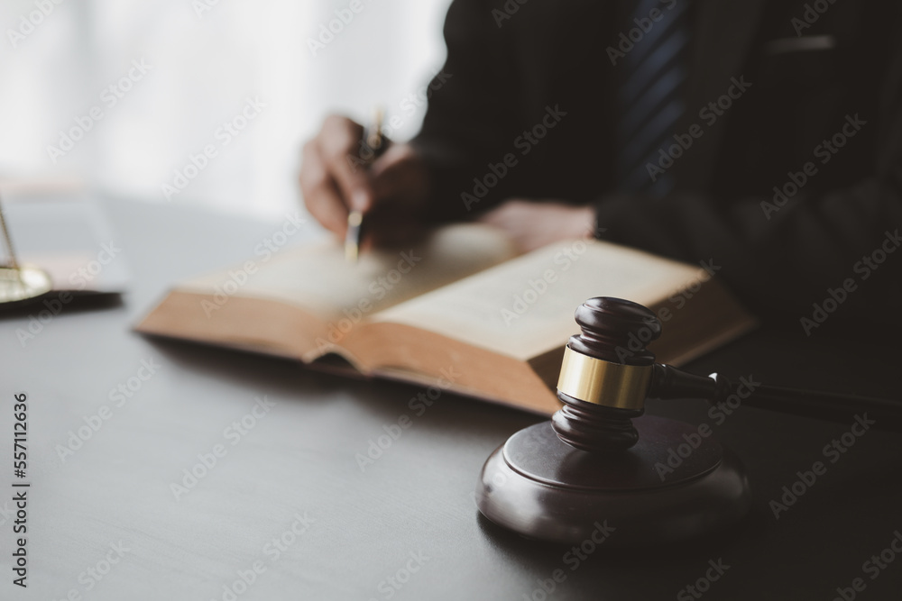 Lawyer concepts to testify to clients and to provide counseling in cases, to provide legal relief, to maintain law and fairness, to proceed with transparency, to attorneys to defend cases in court. Lawyer concepts to testify to clients and to provide counseling in cases, to provide legal relief, to maintain law and fairness, to proceed with transparency, to attorneys to defend cases in court.