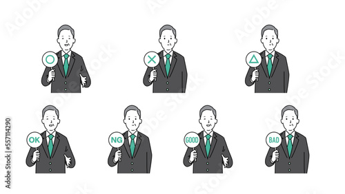 いろいろなふだを持つシニア男性のイラスト、ベクター