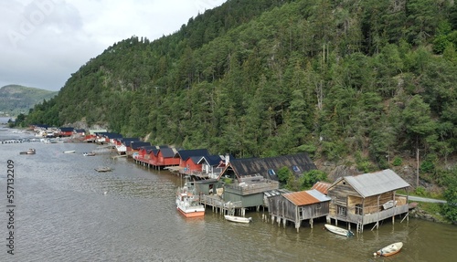 port de pêche dans le Fjord d'Asen près de Trondheim (Åsenfjord)