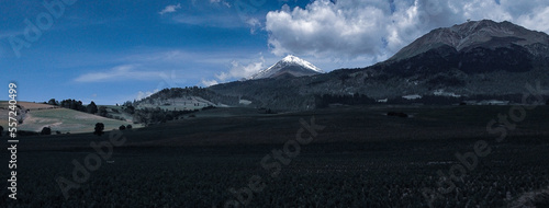 La montaña más alta de Mexico, el Pico de Orizaba o Citlaltepetl, es un Parque Nacional declarado en 1937. photo