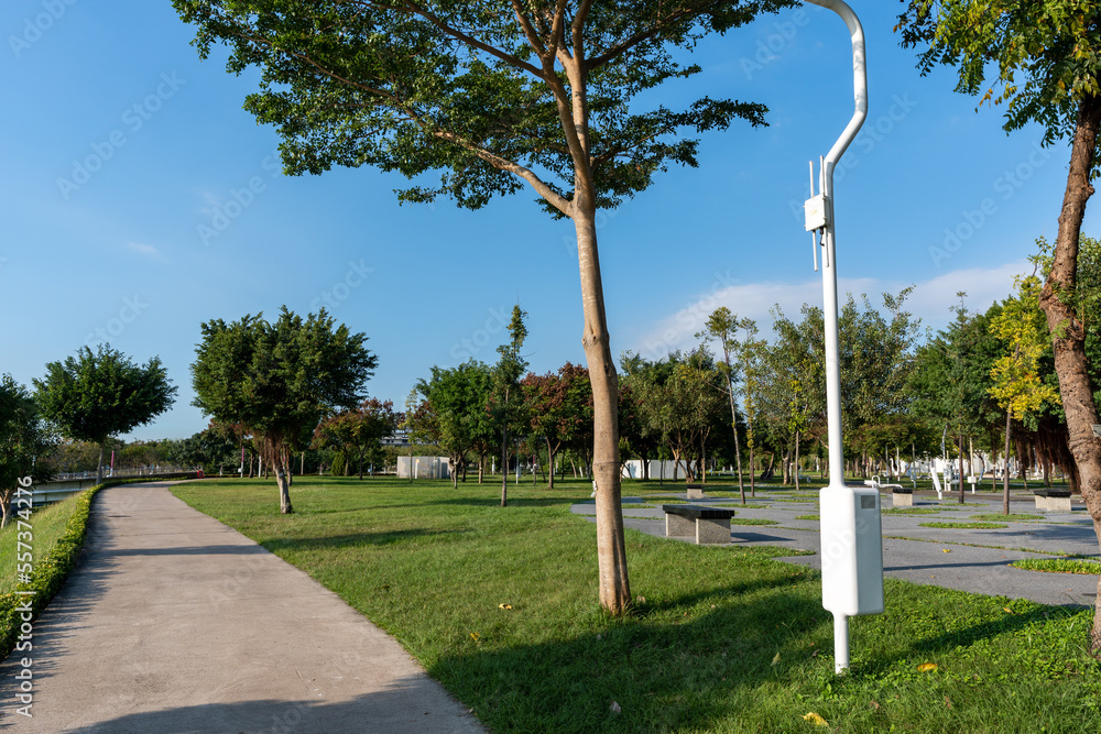 Obraz premium Taichung City, Taiwan - November 28, 2022 : Taichung Central Park Public WiFi Router. Xitun District Shuinan Economic and Trade Area.