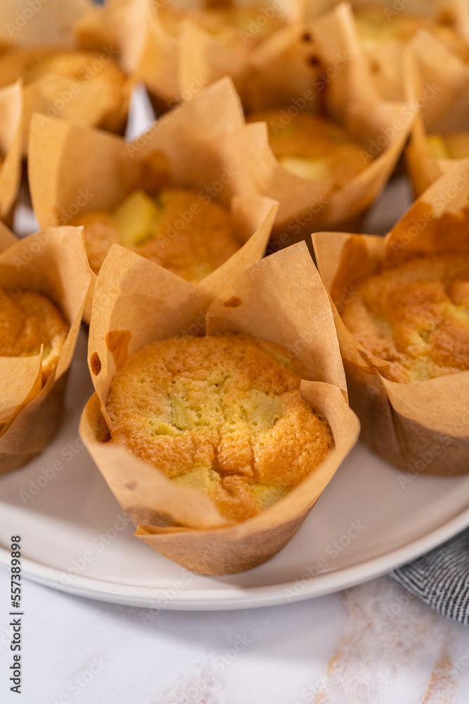 Apple sharlotka muffin Apple sharlotka muffin