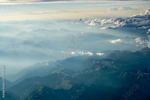 Foggy Mountains V © Diemo