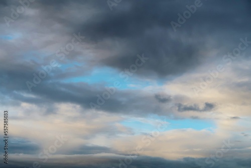 Fototapeta Naklejka Na Ścianę i Meble -  Winterliche Wolkenlandschaft
