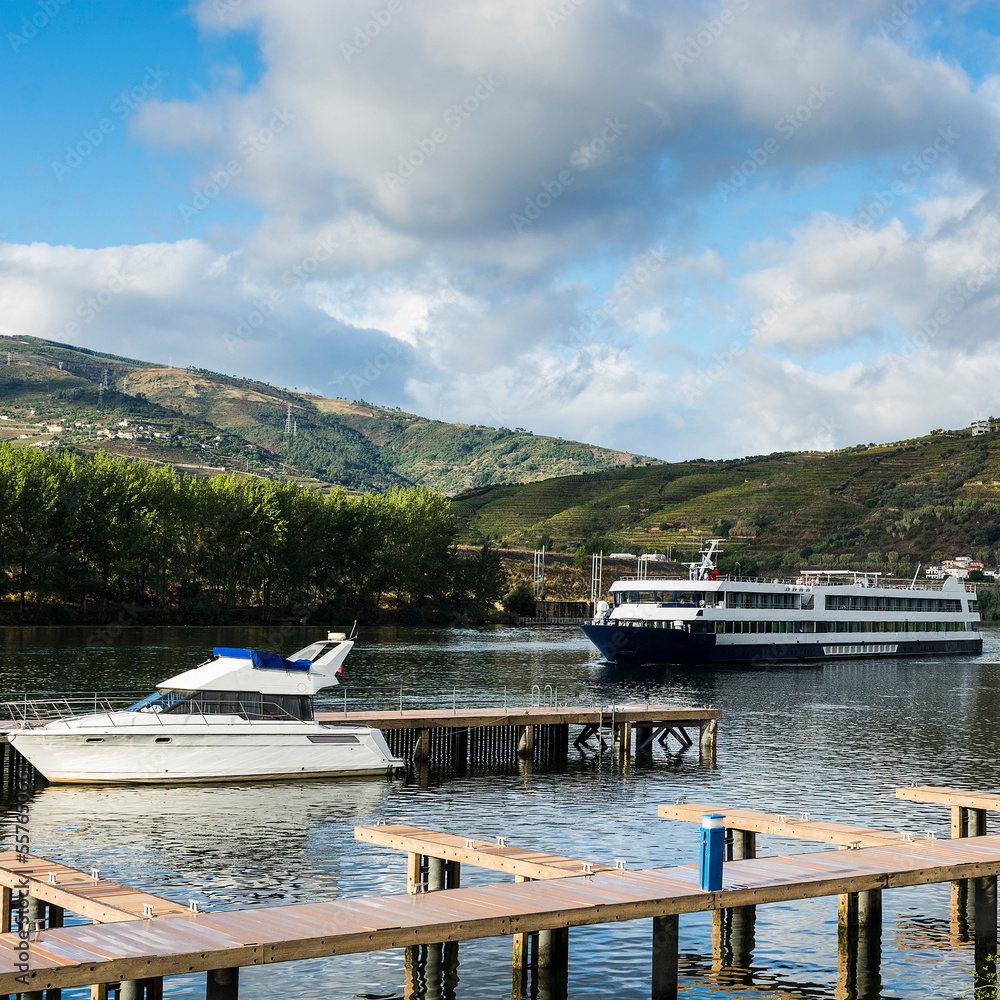 Fototapeta premium Travel in River Douro region
