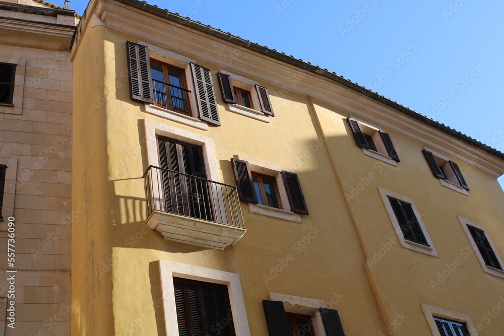 Obraz premium Palma de Mallorca and its infrastructures