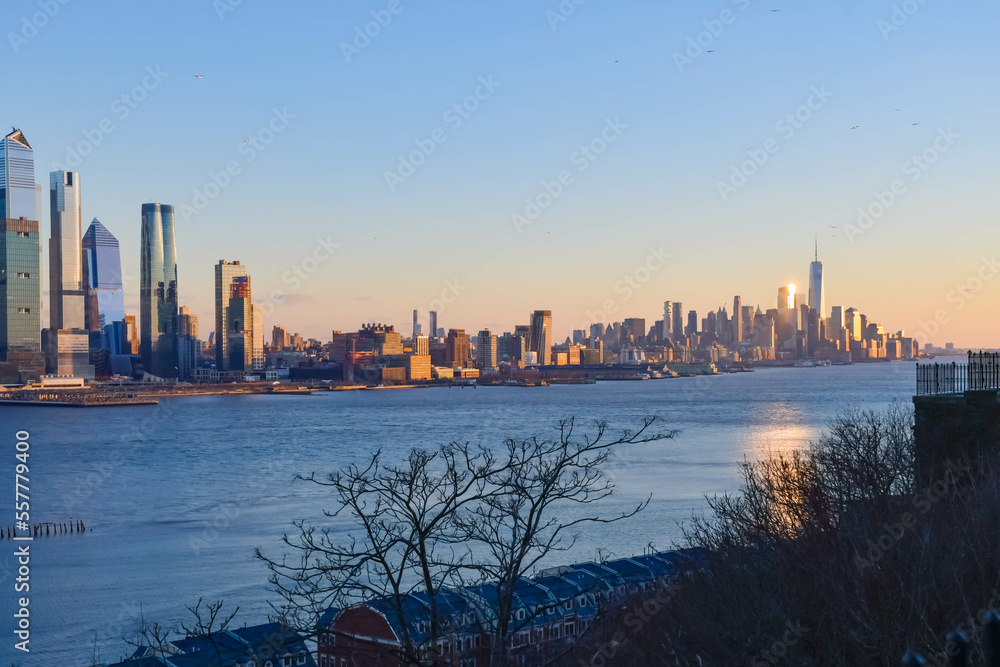 Fototapeta premium Manhattan skyline buildings in perfect setting sunlight, saturated background graphic resources travel photo
