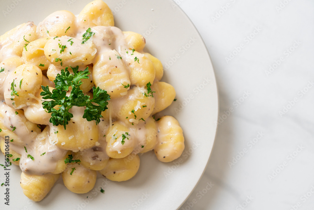 Gnocchi with mushroom cream sauce and cheese Gnocchi with mushroom cream sauce and cheese