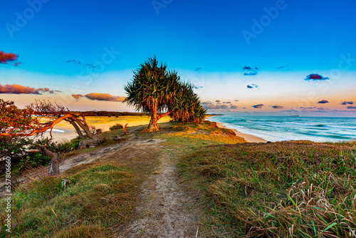 Fototapeta Naklejka Na Ścianę i Meble -  Sunrise, Pincushion Island, Buddina, QLD