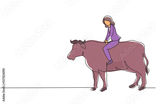 Continuous one line drawing businesswoman riding cow symbol of success. Business metaphor concept, looking at the goal, achievement, leadership. Single line draw design vector graphic illustration