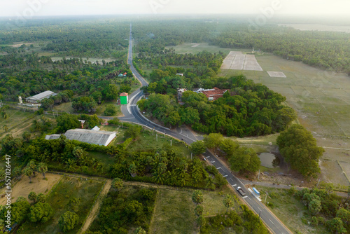 Tablou pe pânză Beautiful landscape aerial shot in Suddipuram hindu temple near kodikamam road,