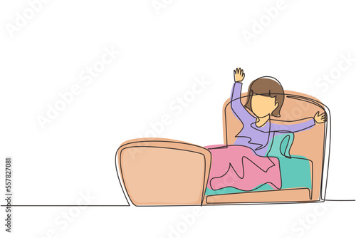 Continuous one line drawing little girl wake up and still yawning, still lying in bed under blanket. Sleepy child on bed in late weekend morning. Single line draw design vector graphic illustration