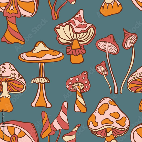 Magic mushrooms. Psychedelic hallucination vectorseamless pattern. 60s hippie and boho texture background. Ttrippy wallpaper.
