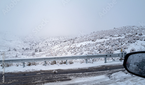 Εκτύπωση καμβά Backed up traffic is visible in the mirror during a snowstorm near Montgomery Pa