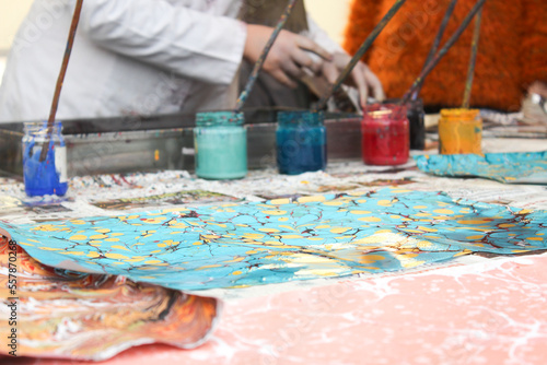 workshop with the art of marbling