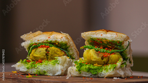  Vada Pav