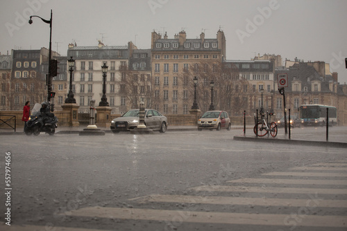 Photography bad weather on the streets of paris