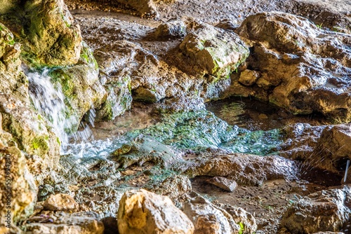 جريان عين ماء في كهف سيدنا موسى عليه السلام - الاردن- A spring of water in the cave of Prophet Musa, peace be upon him, Jordan © Nimer