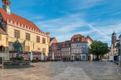 Old town hall in Goettingen with Gaenseliesel fountain and market square, Germany