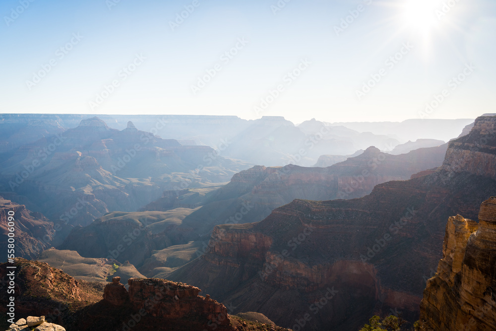 hot and sunny day in the grand canyon national park