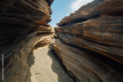 Vulkan Spalte Las Grietas von Montana Blanca auf Lanzarote photo