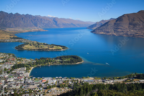 Qeenstown stunning views  beautiful scenery and landscape  mountains and lakes  South Island  New Zealand