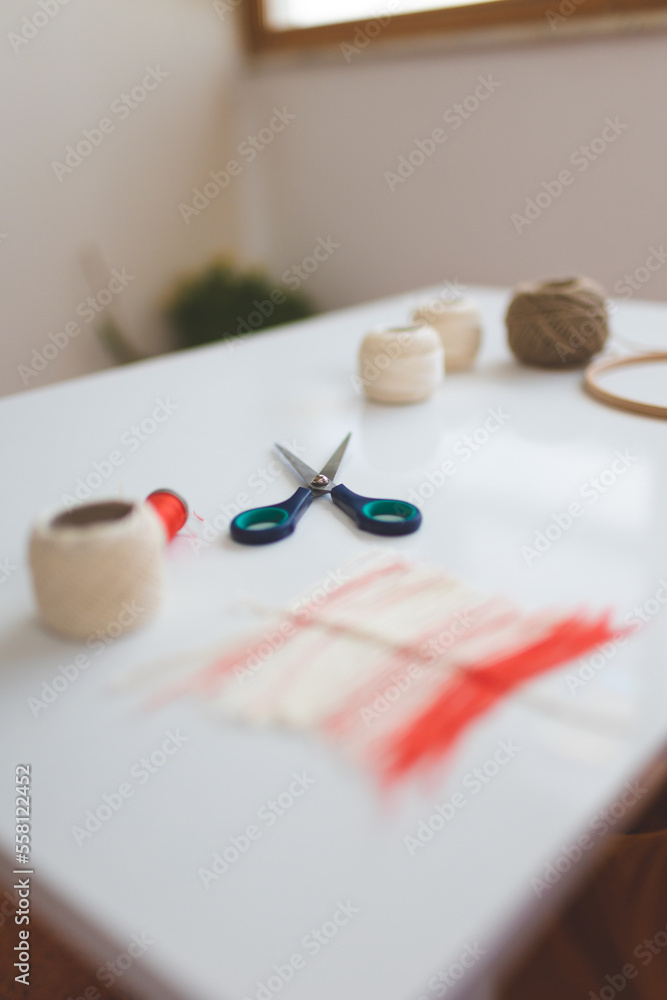Making a feather from thread Making a feather from thread