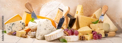 Panel kuchenny z motywem Different sorts of cheese