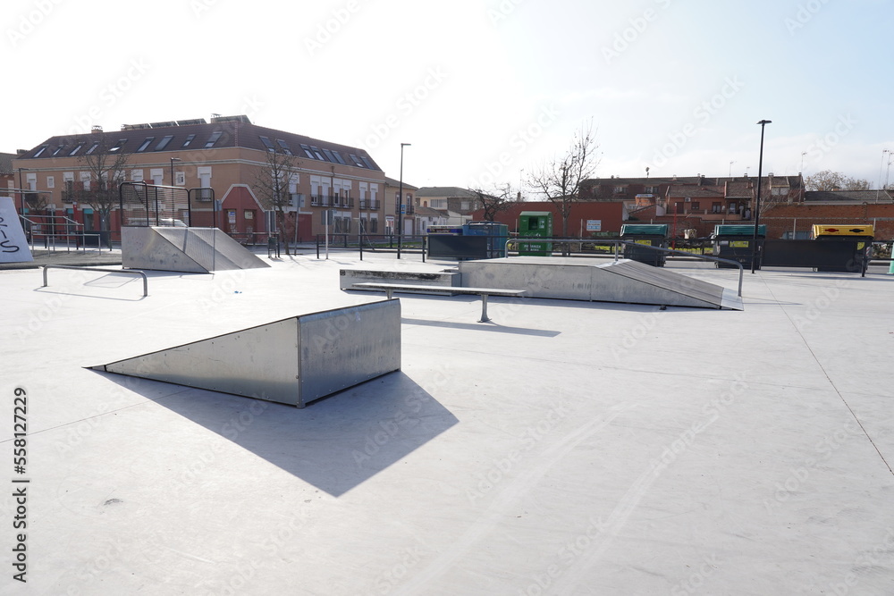 track with skate park modules for skates, skateboards and scooters