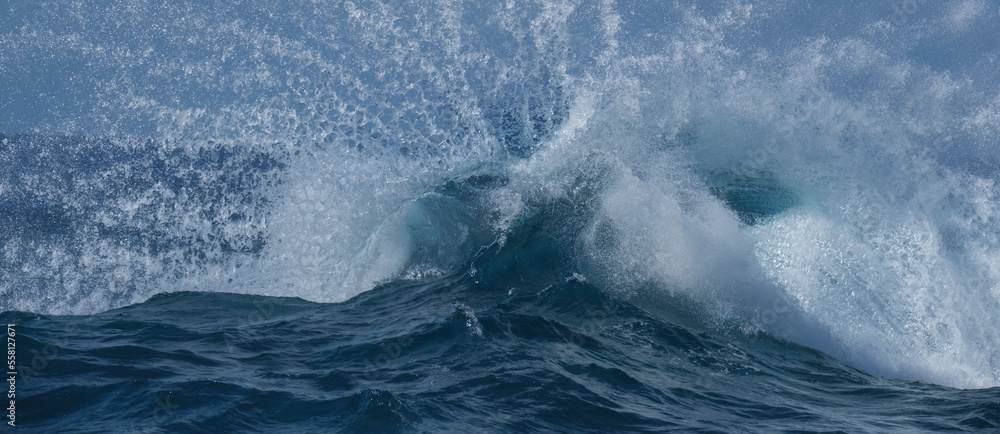 Naklejka premium original wave crashing