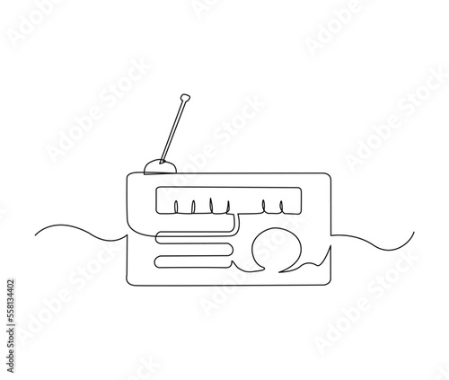 Continuous one line drawing of vintage broadcast radio receiver. Simple Retro radio lineart vector illustration.