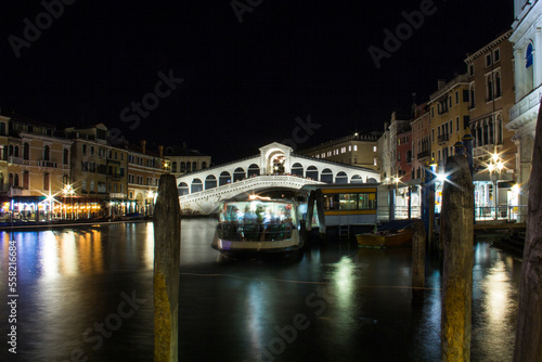 Beautiful view of the Rialto Bridge in Venice, Italy