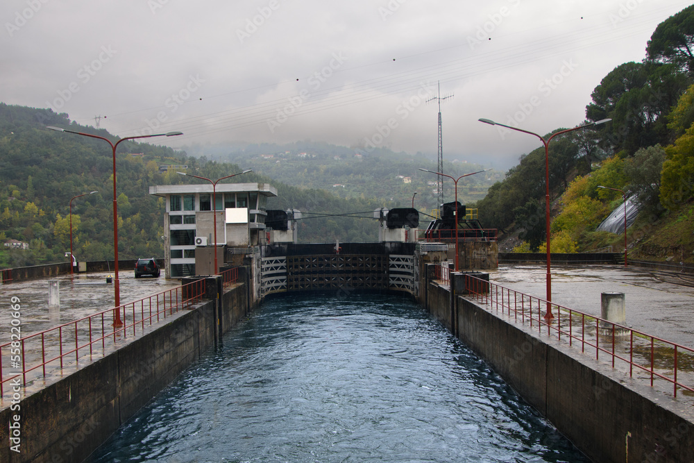 Fototapeta premium One of the lock located on the Douro river in Portugal