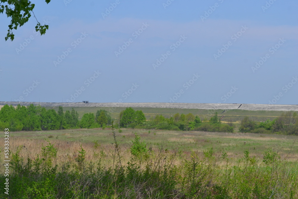 Naklejka premium Zbiornik poflotacyjny Żelazny Most, Obiekt Unieszkodliwiania Odpadów Wydobywczych, należący do KGHM Polska Miedź