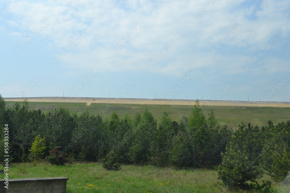 Zbiornik poflotacyjny Żelazny Most, Obiekt Unieszkodliwiania Odpadów Wydobywczych, należący do KGHM Polska Miedź