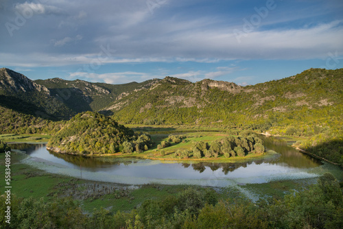 Mirador wievpoint w Czarnogórze w okolicach Szkodry nad rzeką Crnojevica