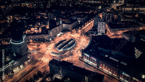 Pasaż Grunwaldzki - Rondo z drona nocą © Maciej