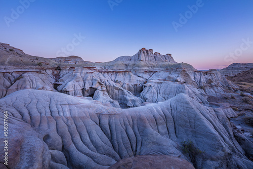 Canvas Print Barren badlands in the UNESCO World Heritage Site of Dinosaur Provincial Park in