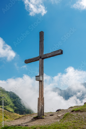 Draugsteintorl 2077m pass cross, Austrian Alps, Salzburg Land.