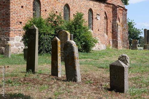 Friedhof an der Dorfkirche Gross-Zicker photo
