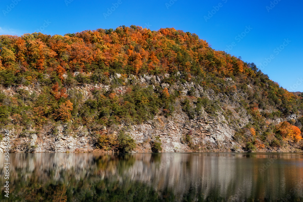 Cherokee National Forest along the Watauga River Valley in Tennessee, USA Cherokee National Forest along the Watauga River Valley in Tennessee, USA