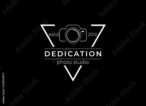 Photography Logo Design Template. Minimalist Vector Badge. Photo Studio